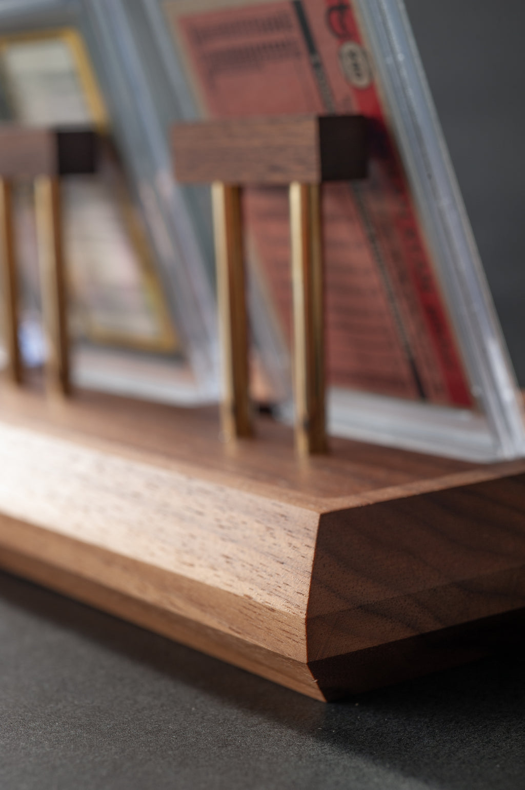 The Knoten Card Gallery