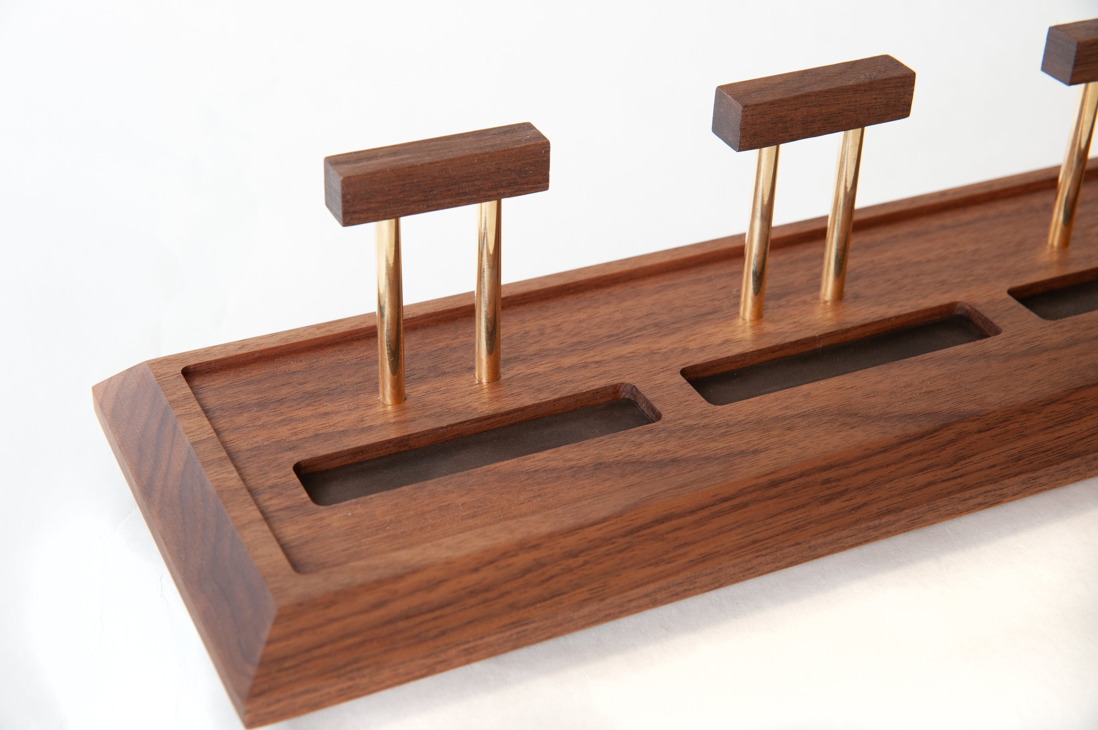The Knoten Card Gallery