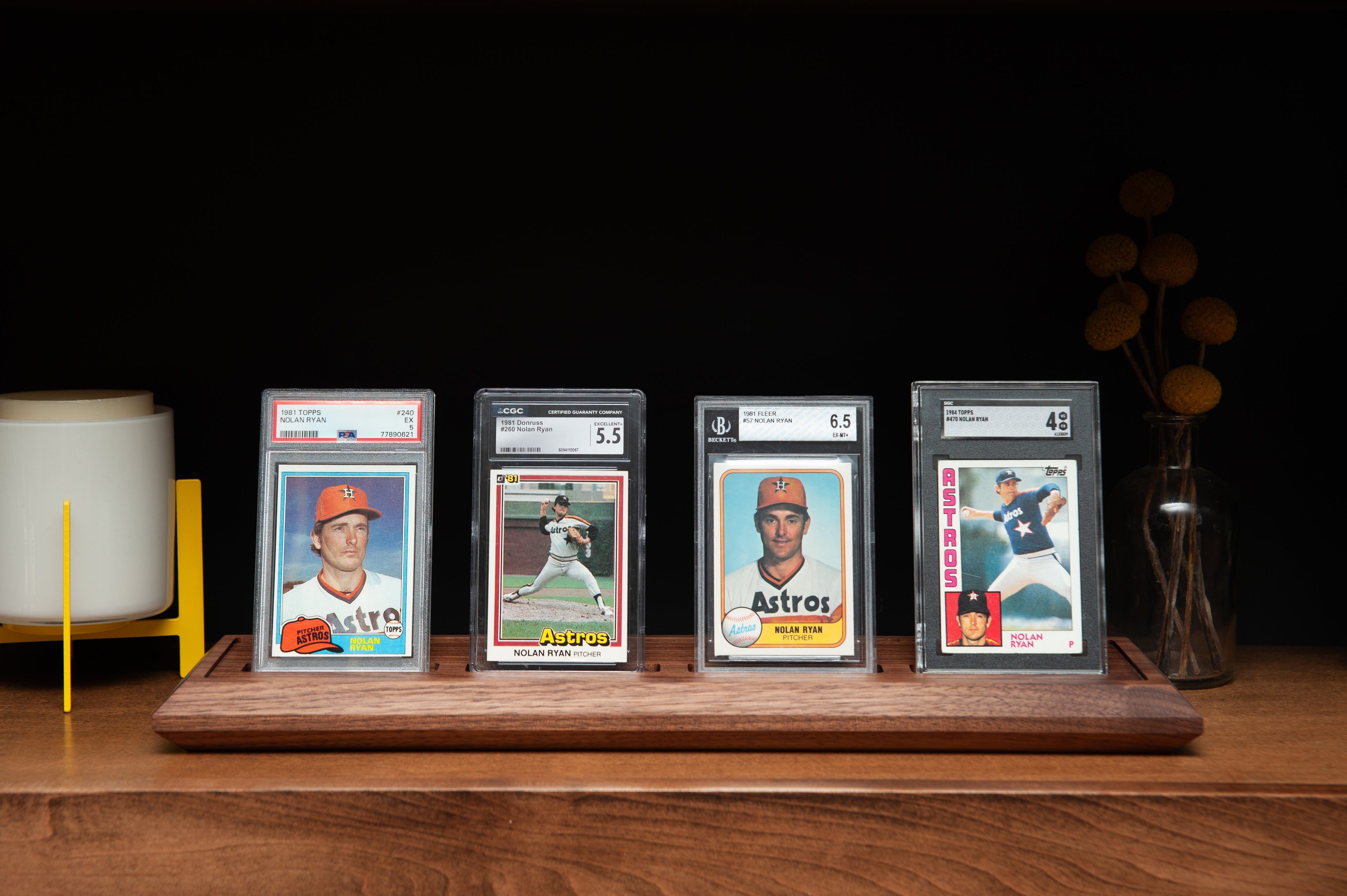 The Knoten Card Gallery